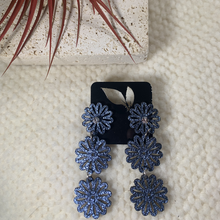 Load image into Gallery viewer, Hanging Flower Earrings
